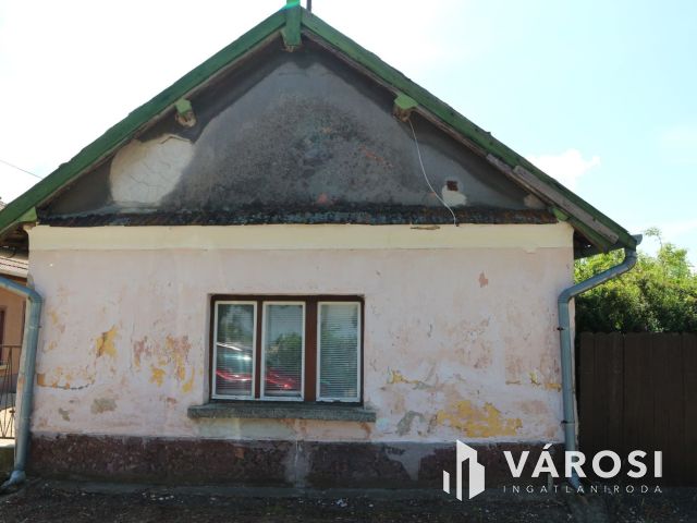 Vasvár! Ne házat,hanem meleg-otthont vegyél, 2,5 szoba.